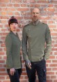 Kobieta i mężczyzna w bluzach kucharskich z długim rękawe, denim-style, Rock Chef Stage2, kolor vintage moss green, zielony mech